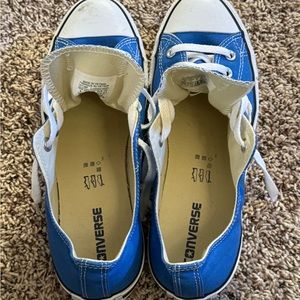 Size 11 Women’s Converse